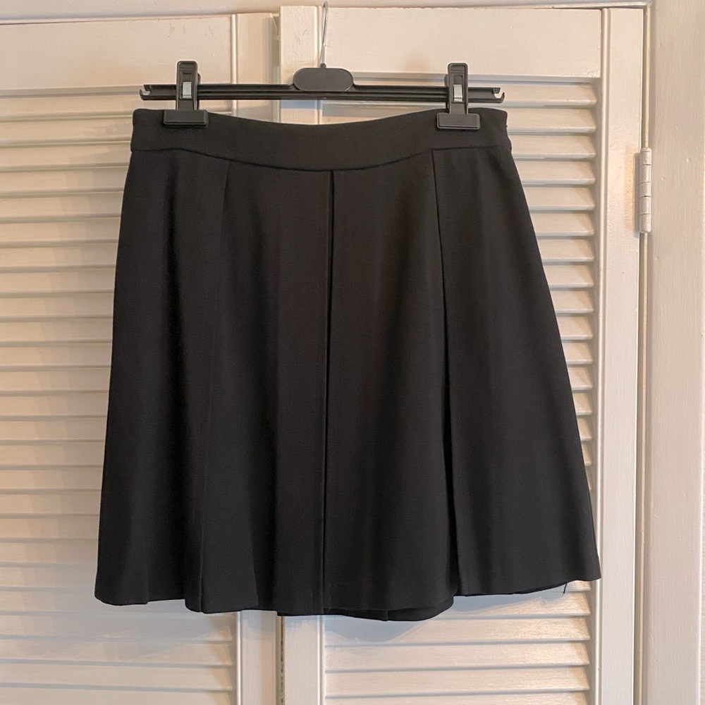Imperial box pleat black skirt size 8 EUC